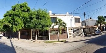 9_3118 | CASA EN VENTA, 2 recámaras, Col. Scally, Los Mochis Sinaloa, $2’360,000 | Castillo Bienes Raíces