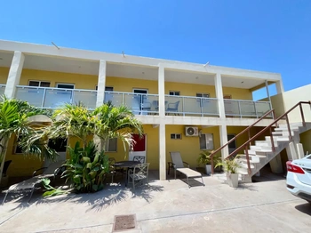 10_2950 | HOTEL OLIVOS EN VENTA | Castillo Bienes Raíces